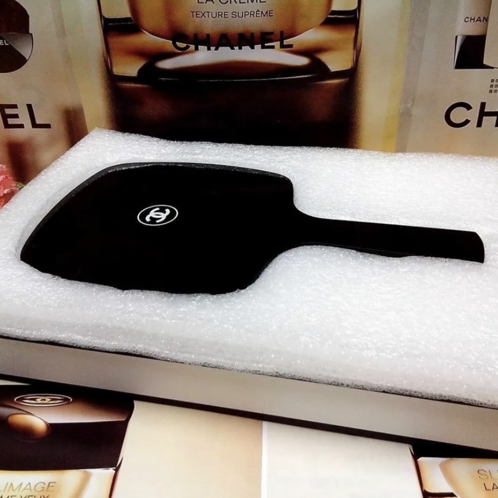 Mirror - Picture 4 of 4